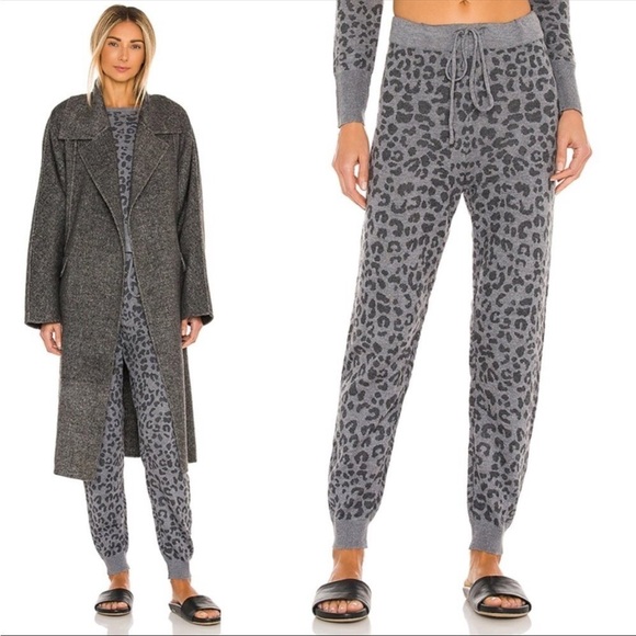 Heartloom Iris leopard animal cheetah print joggers sweatpants 9593 - Picture 1 of 12